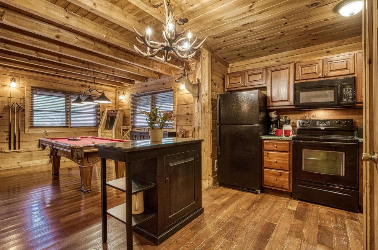 Bridgewood Cabin, Hot Tub, 1089 Of Free Attraction Tickets For Each Paid Day, Dollywood And More! Pigeon Forge Dış mekan fotoğraf