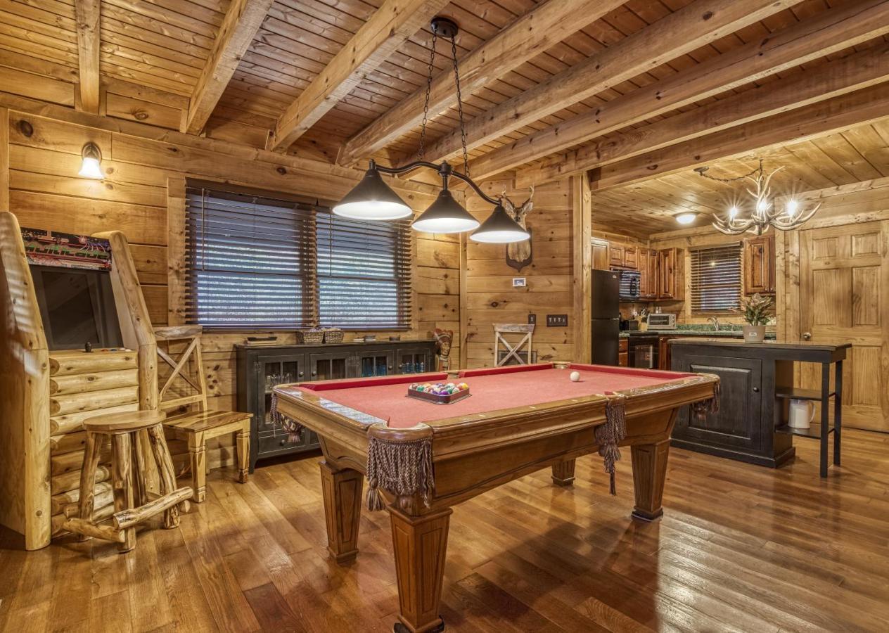 Bridgewood Cabin, Hot Tub, 1089 Of Free Attraction Tickets For Each Paid Day, Dollywood And More! Pigeon Forge Dış mekan fotoğraf