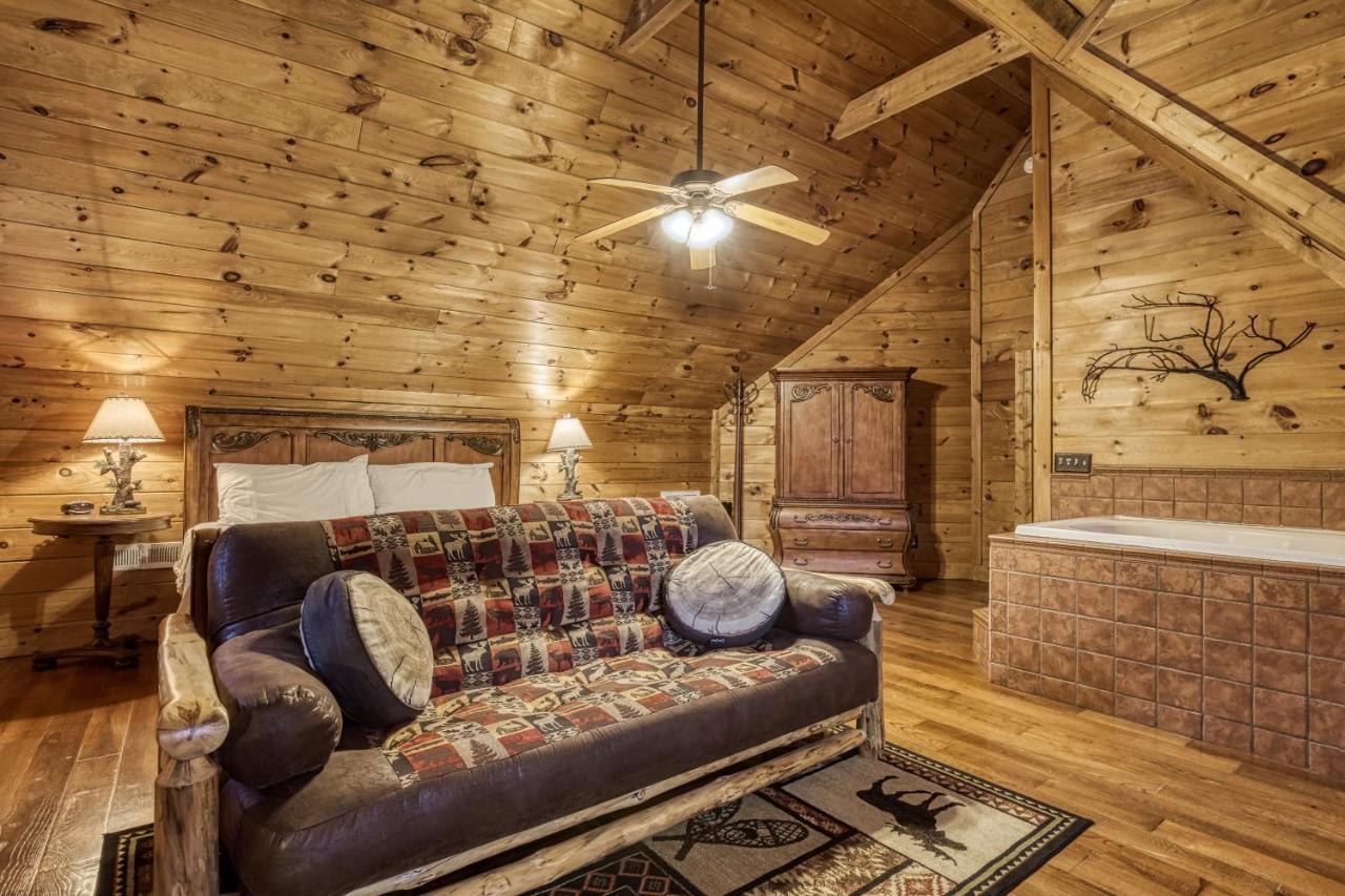 Bridgewood Cabin, Hot Tub, 1089 Of Free Attraction Tickets For Each Paid Day, Dollywood And More! Pigeon Forge Dış mekan fotoğraf