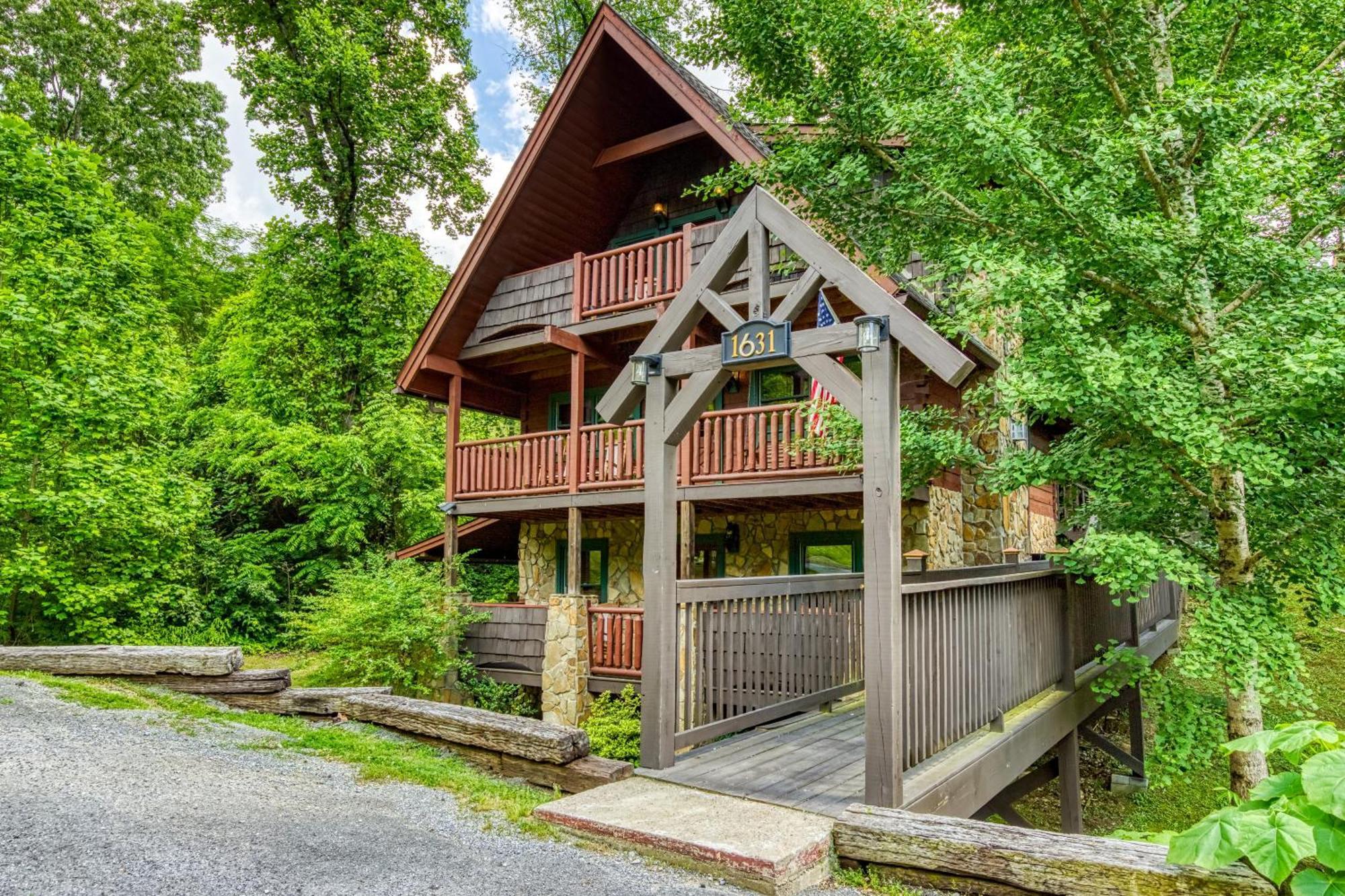 Bridgewood Cabin, Hot Tub, 1089 Of Free Attraction Tickets For Each Paid Day, Dollywood And More! Pigeon Forge Dış mekan fotoğraf
